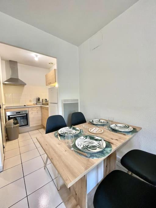 Varsovia/Parking Privee/Calme Apartment Carcassonne Exterior photo